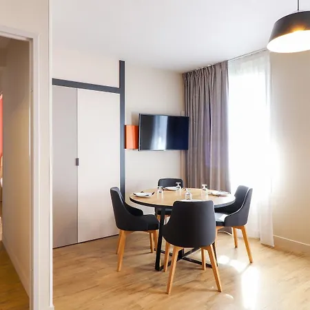 Appart'city Confort Toulouse Diagora 3* 라베지
